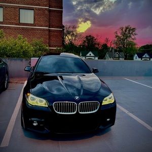 Meet your Posher, Bashkim